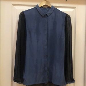 Elie Tahari Blue Silk short with sheer sleeves